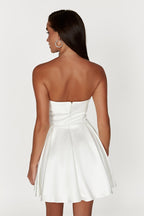 Casey - White Chic Mini Dress
