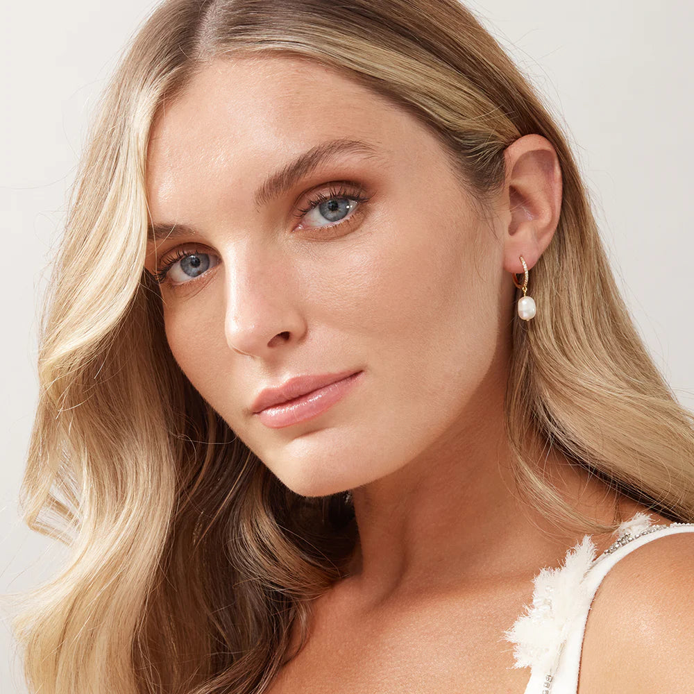 Amaya - Montana Pearl Elegant Drop Earrings Women