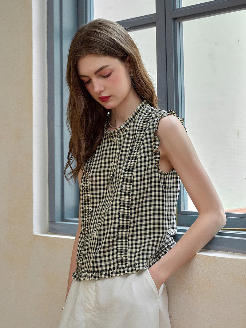 Amara - Round Neck Plaid Sleeveless Casual Top