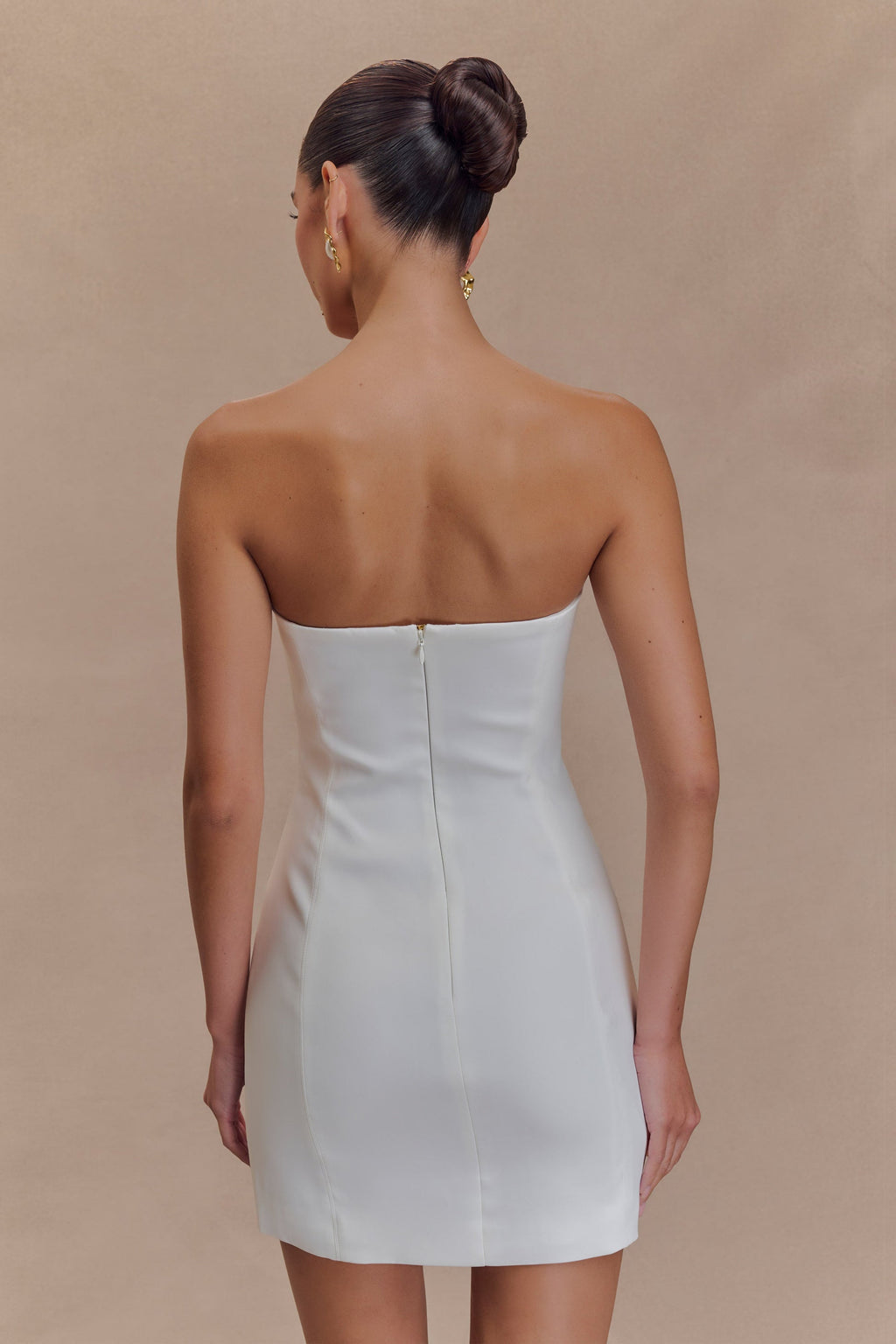 Charlotte - White Elegant Mini Dress