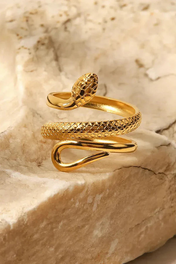 Bonnie - Venom Ring Bold Statement Jewelry
