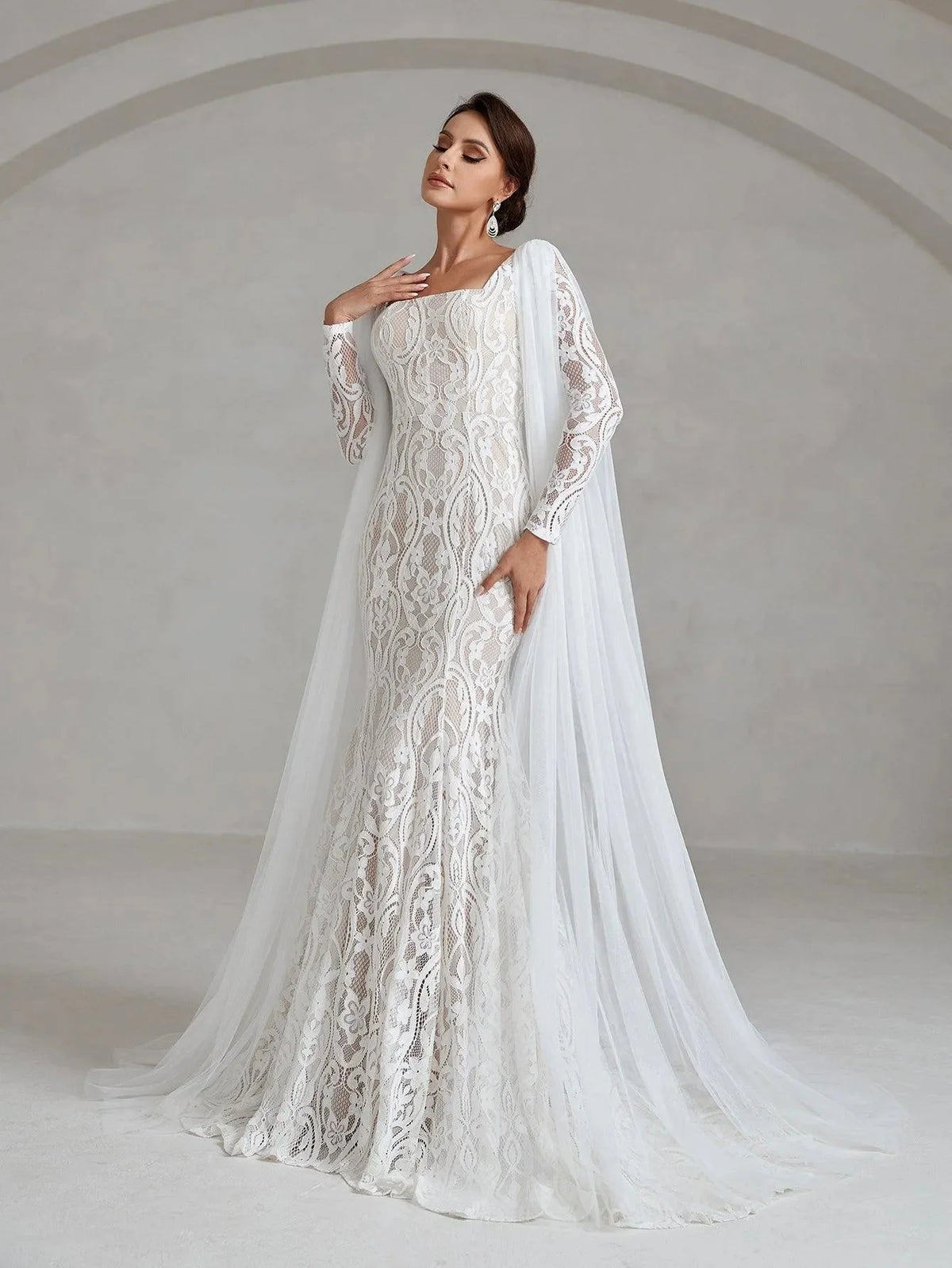 Amelia - Elegant Mermaid Lace Wedding Dress Cape