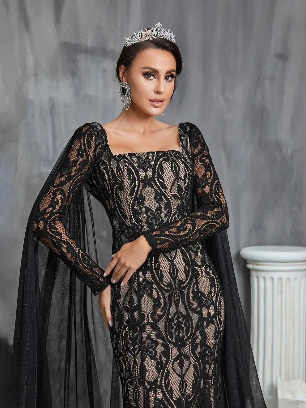 Amelia - Elegant Mermaid Lace Wedding Dress Cape