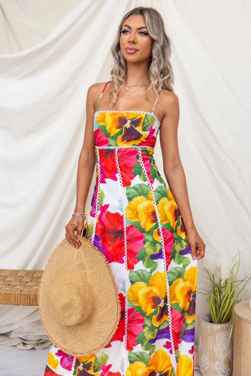 Hazel - Elegant Flowing Maxi Dress for Women