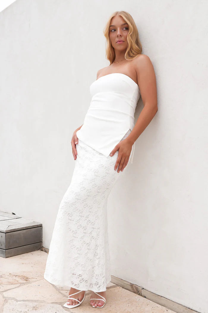 Anika - Elegant Lace Set for Women
