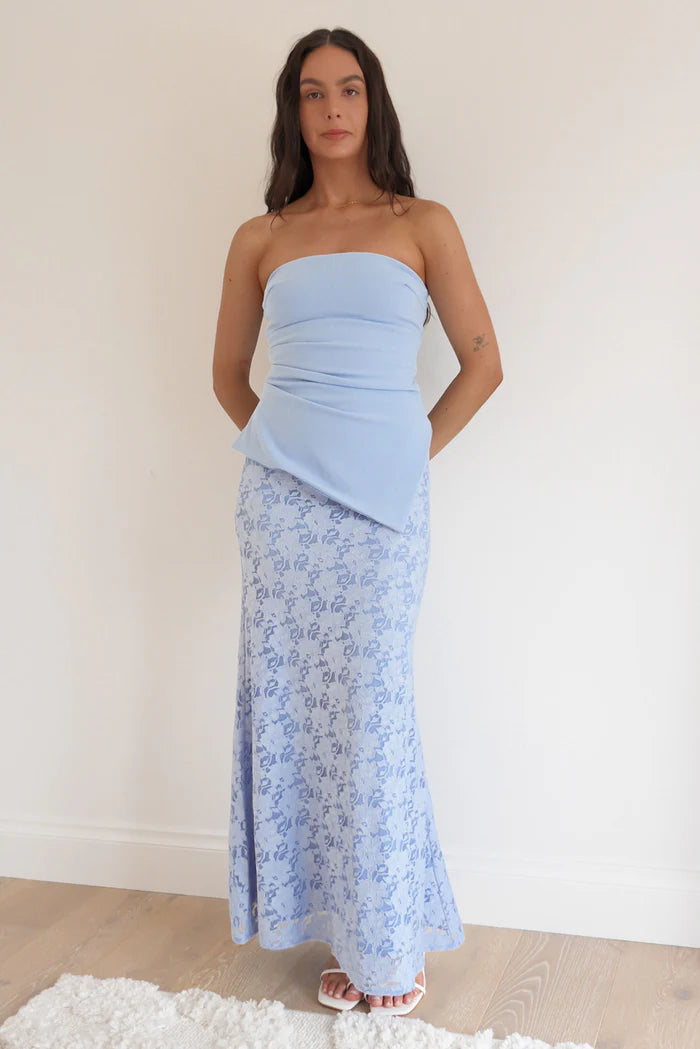 Anika - Elegant Lace Set for Women