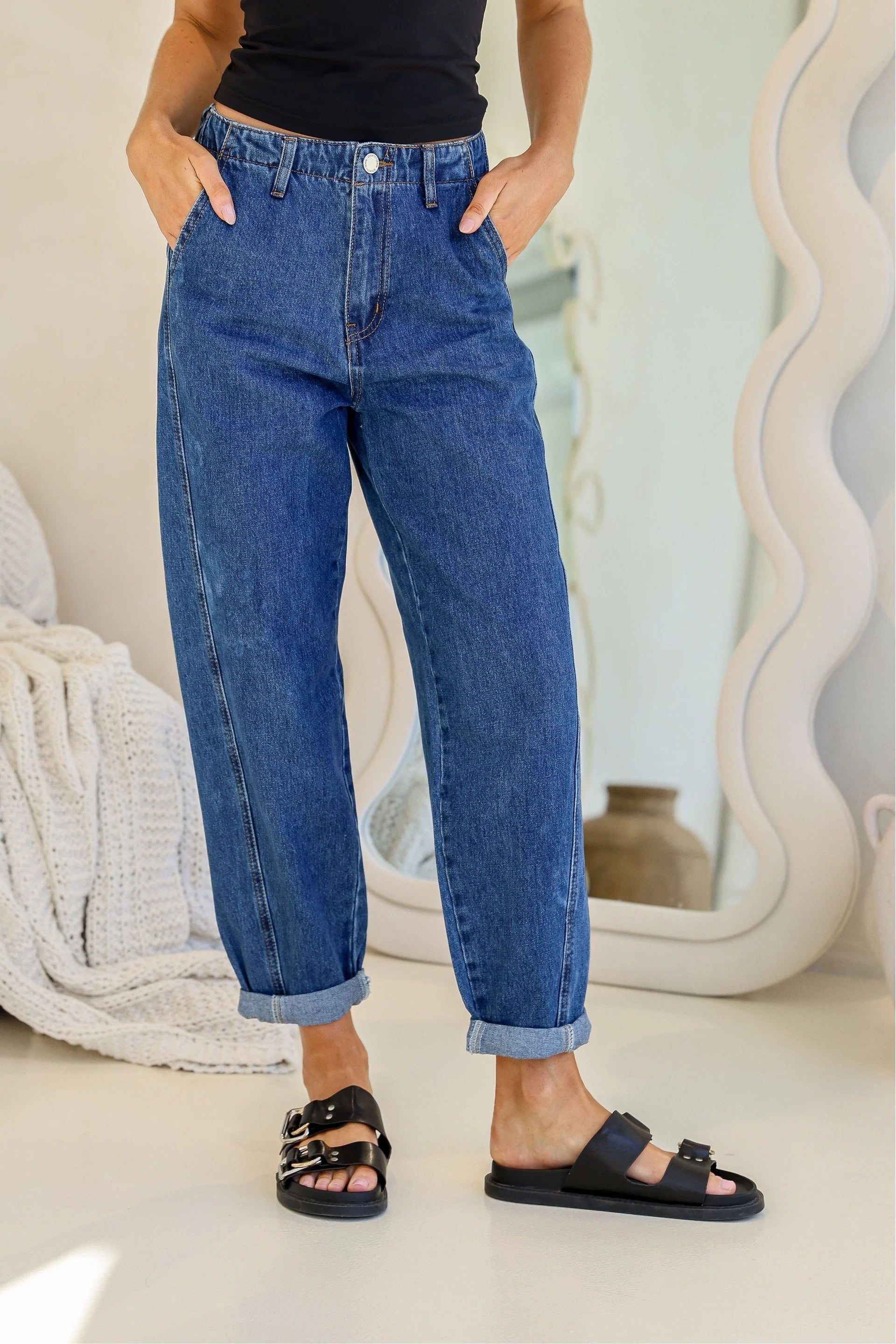 Evie - Modern Elegant Women’s Everyday Jeans