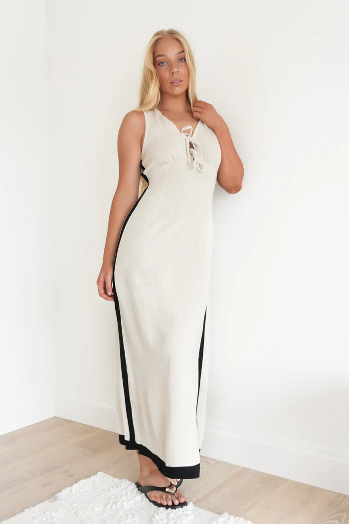 Anika - Elegant Lace Set for Women