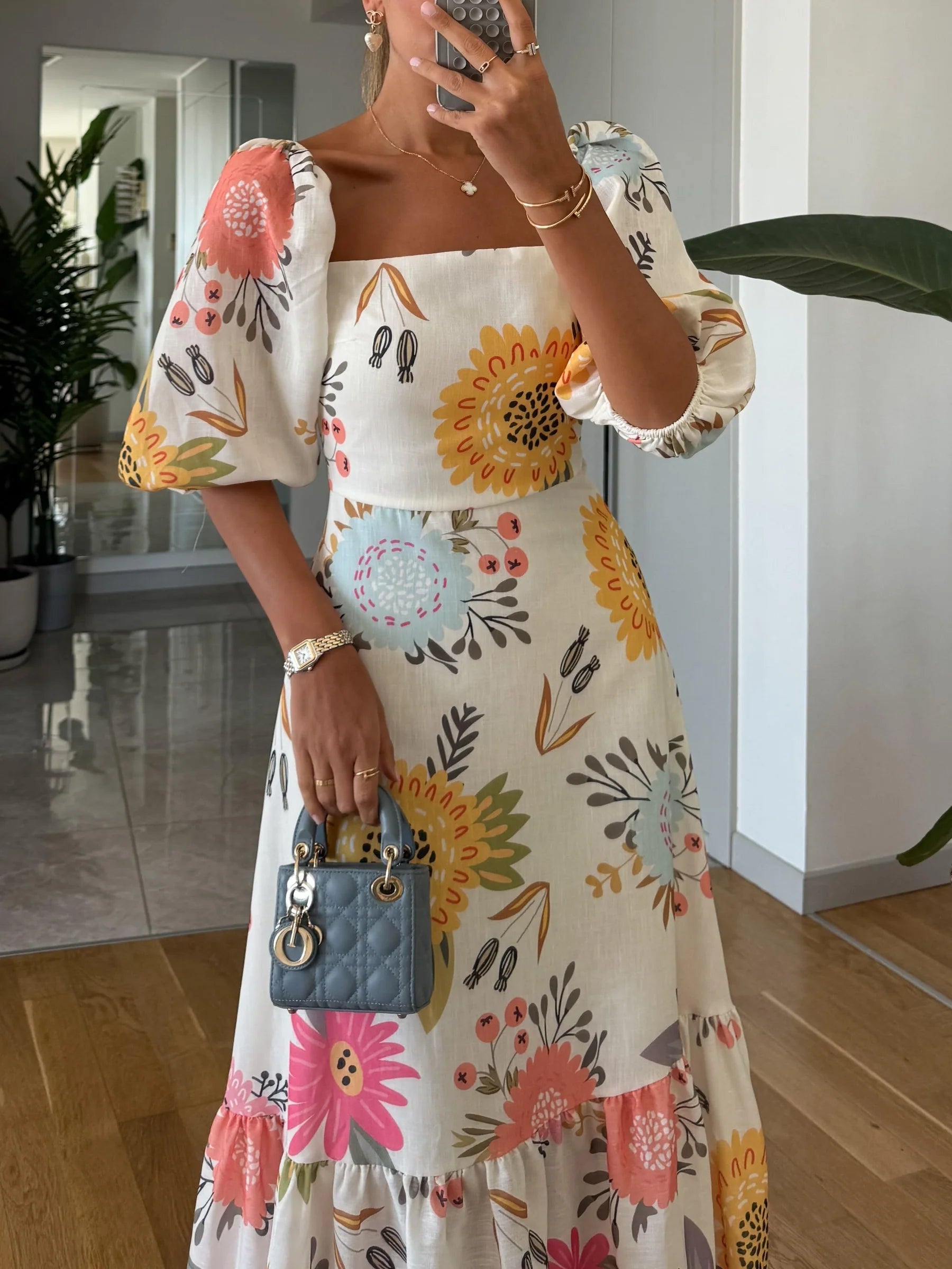 Willow - Womens Square Neck Floral Midi Dress