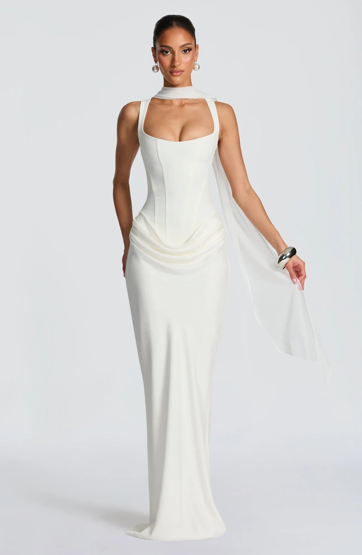 Narelle - White Elegant Flowing Maxi Dress for Women