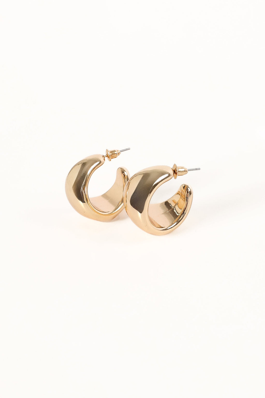 Birdie - Minimalist Stud Fashion Earrings